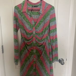 Size L dress from Zara ! Never worn